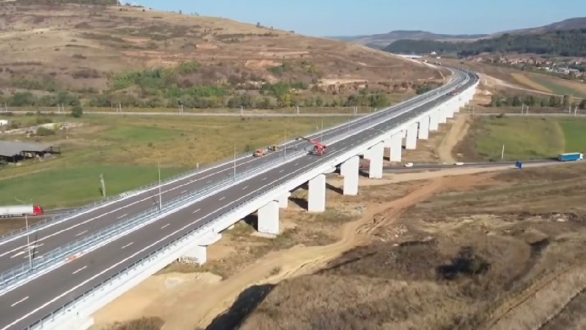 Lotul Nădășelu - Zimbor din Autostrada A3 este aproape gata. UMB Spedition finalizează lucrările