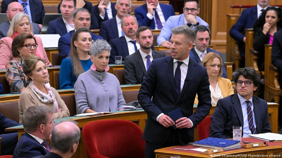 Ungaria: Doi foști miniștri au fost arestați în cadrul „Operațiunii Purgatoriul” împotriva corupției