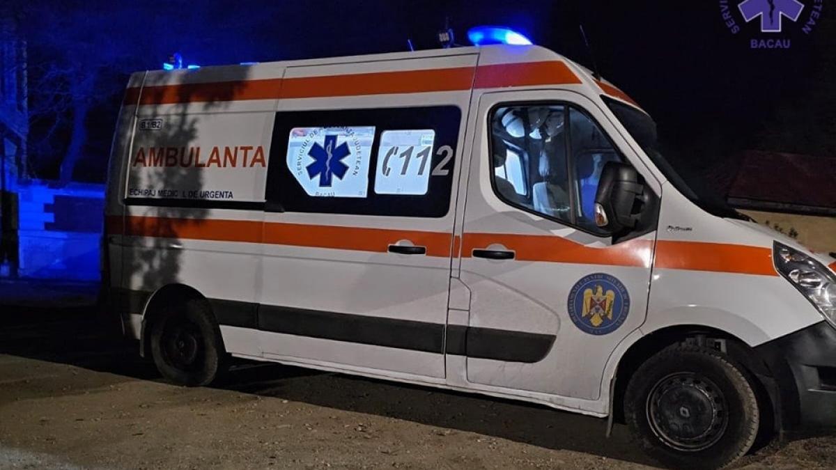 Opt persoane trimise în judecată după atacul violent asupra unei ambulanțe în Cluj
