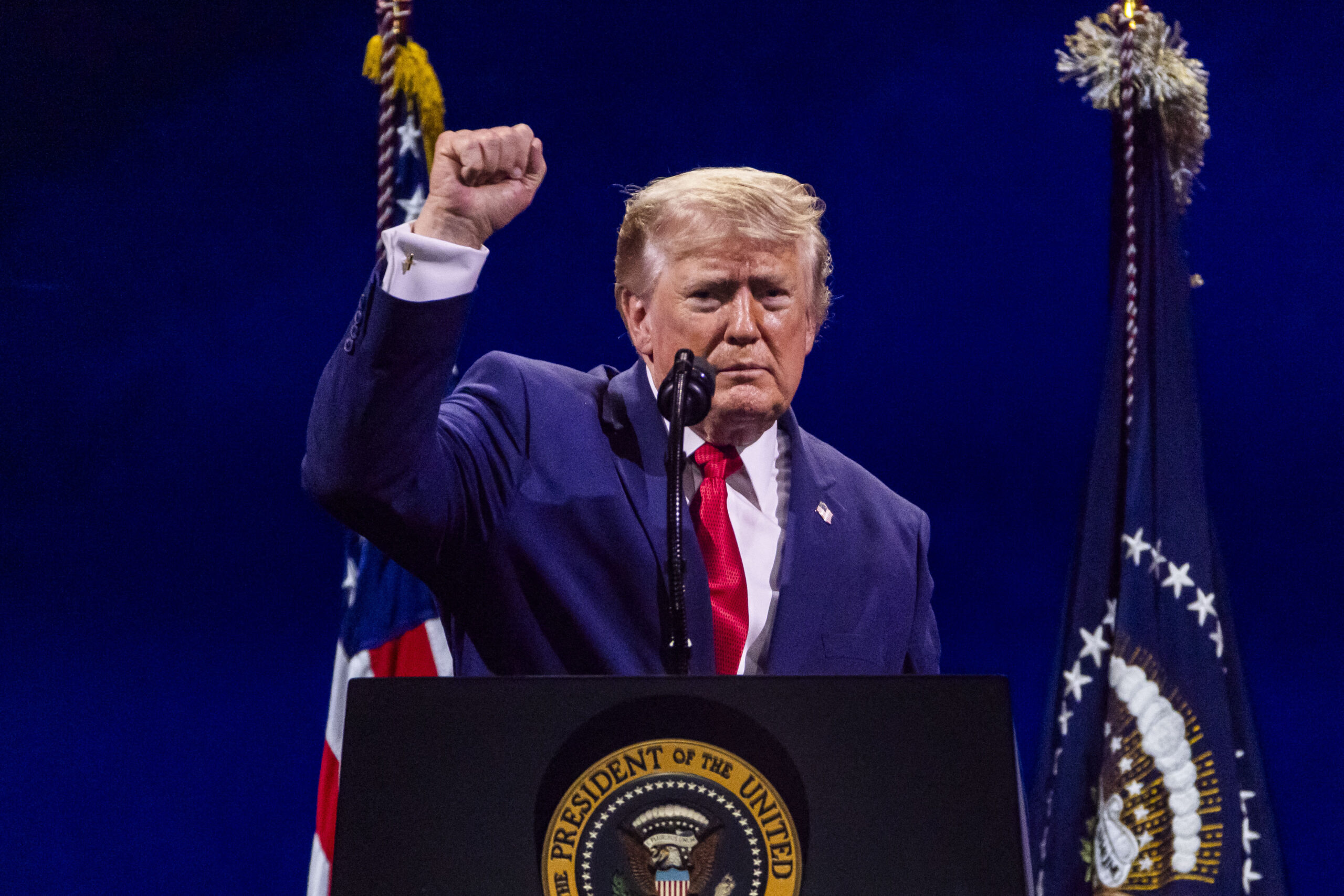 Scenariul înfrângerii republicanilor la alegerile de la jumătatea mandatului: ce urmează pentru Trump