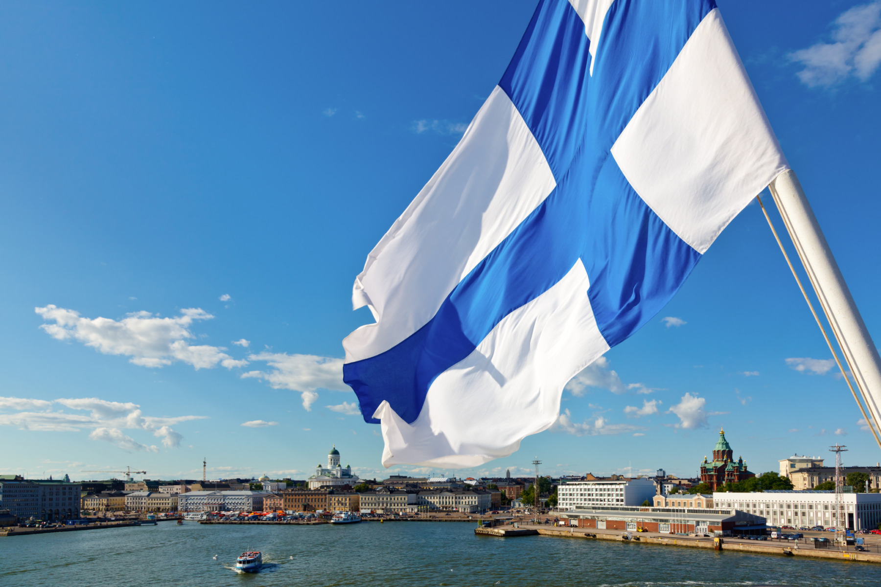 Autoritățile din Finlanda anchetează o serie de spargeri la locuințele unor parlamentari