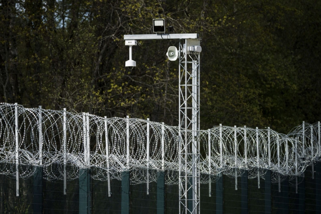 Autoritățile din Finlanda investighează intruziuni suspecte la locuințele unor deputați