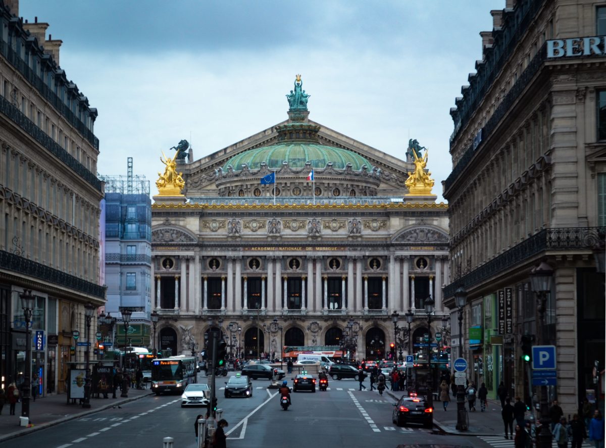 Palais Garnier din Paris va intra în renovare pentru cinci ani din cauza reglementărilor privind plumbul