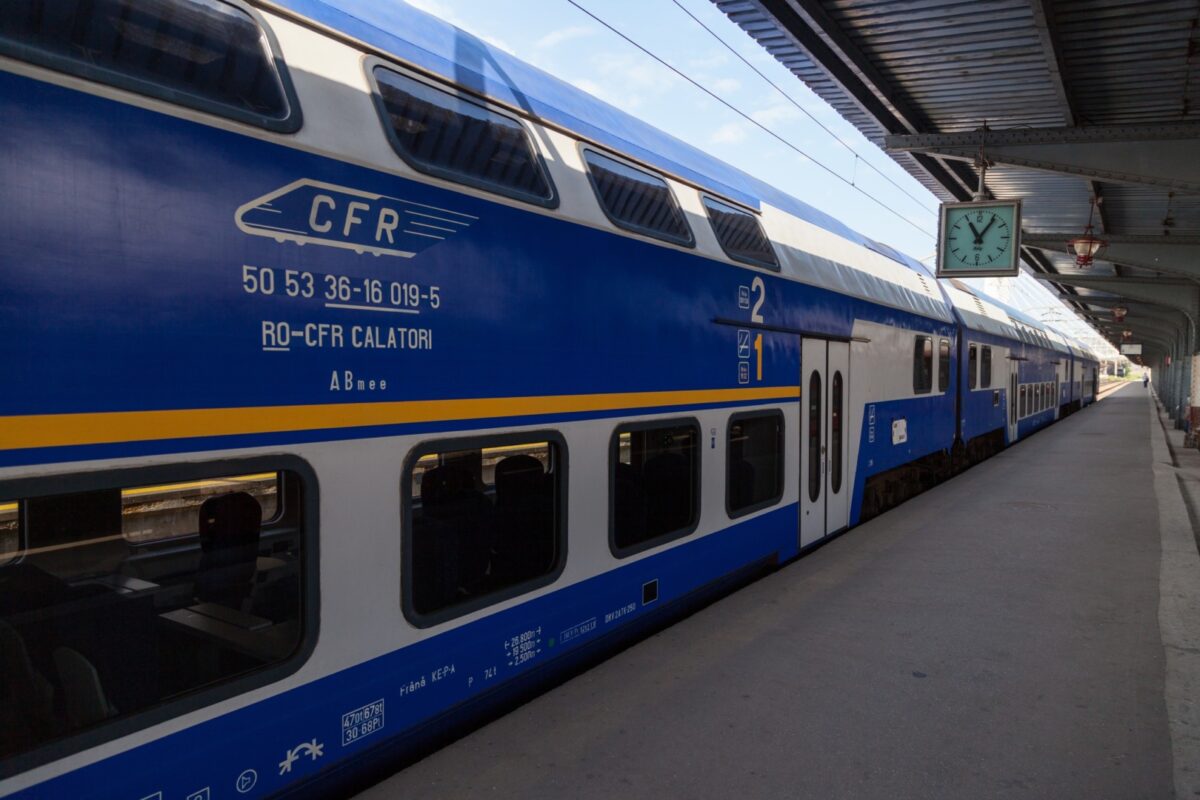 CFR Călători funcționează fără buget aprobat de 257 de zile. Sindicaliștii avertizează că trenurile se vor opri