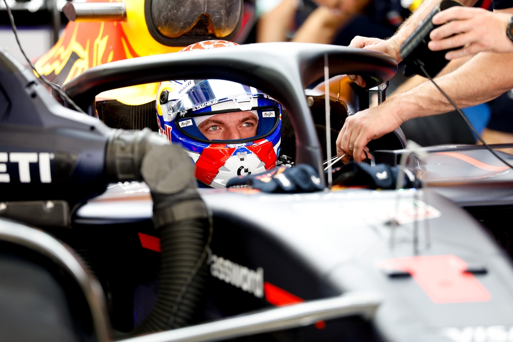 Max Verstappen rămâne la RedBull până în 2030. Detalii despre negocieri din culisele Formula 1