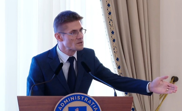 Propunere pentru combaterea dependențelor: Școala poate deveni un instrument de coeziune socială
