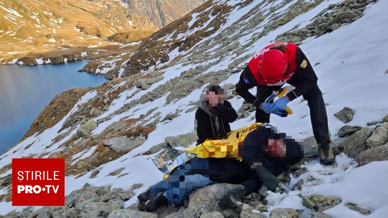 Tragedie în Munții Făgăraș: Un turist de 66 de ani a murit după o cădere de 200 de metri