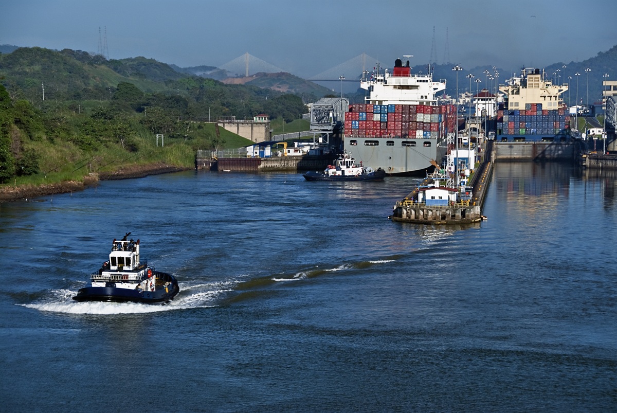 Canalul Panama reduce numărul de nave din cauza secetei provocate de El Niño