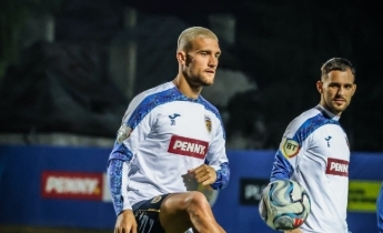 Echipa națională de fotbal a României are lotul decimat înainte de duelul cu Suedia