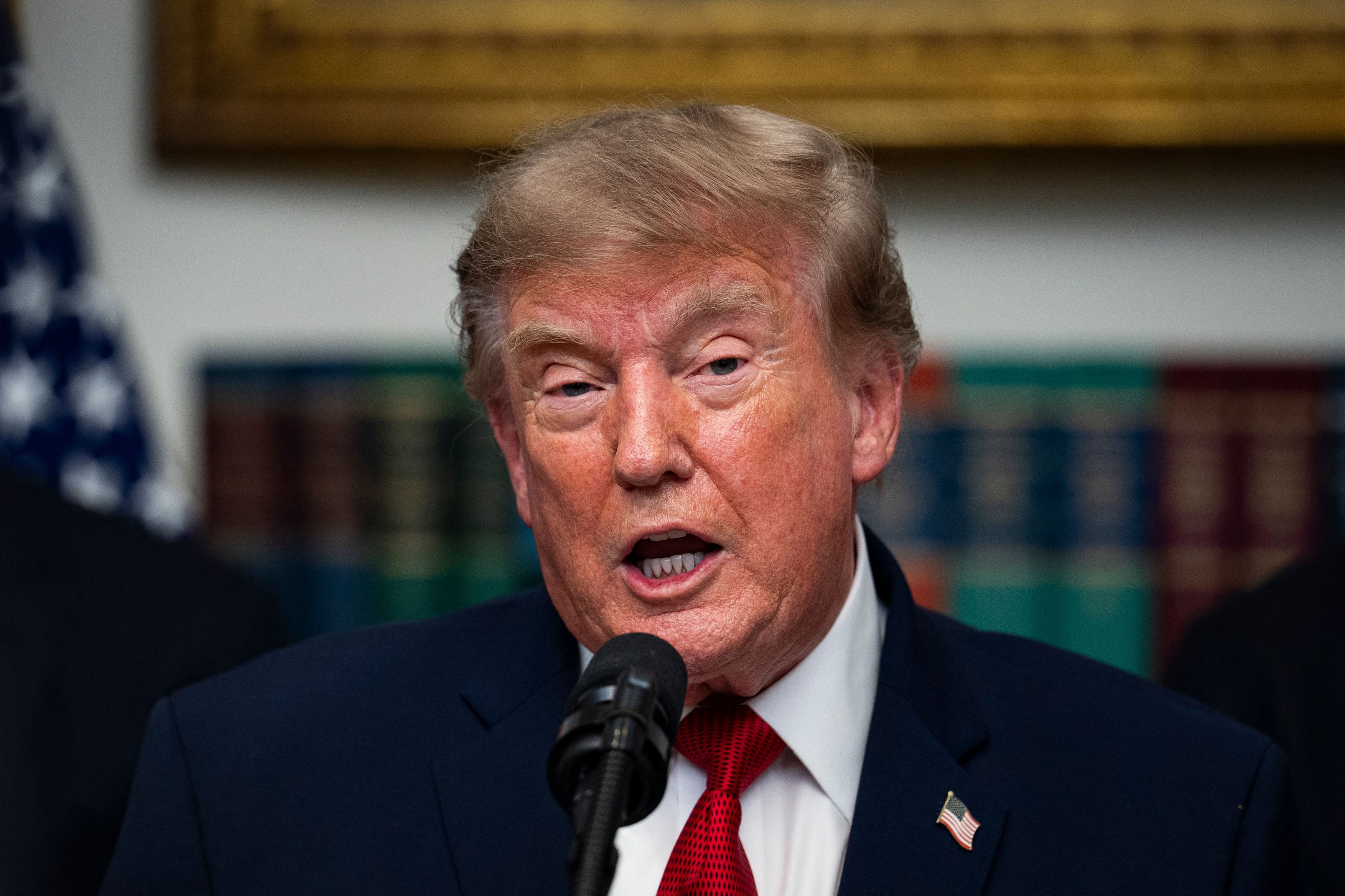Donald Trump l-a desemnat pe Jay Clayton la conducerea grupului de lucru pentru inteligența artificială