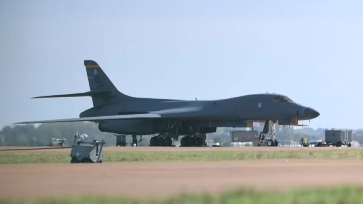 SUA au retras bombardierele de la baza militară britanică RAF Fairford după incidente de securitate
