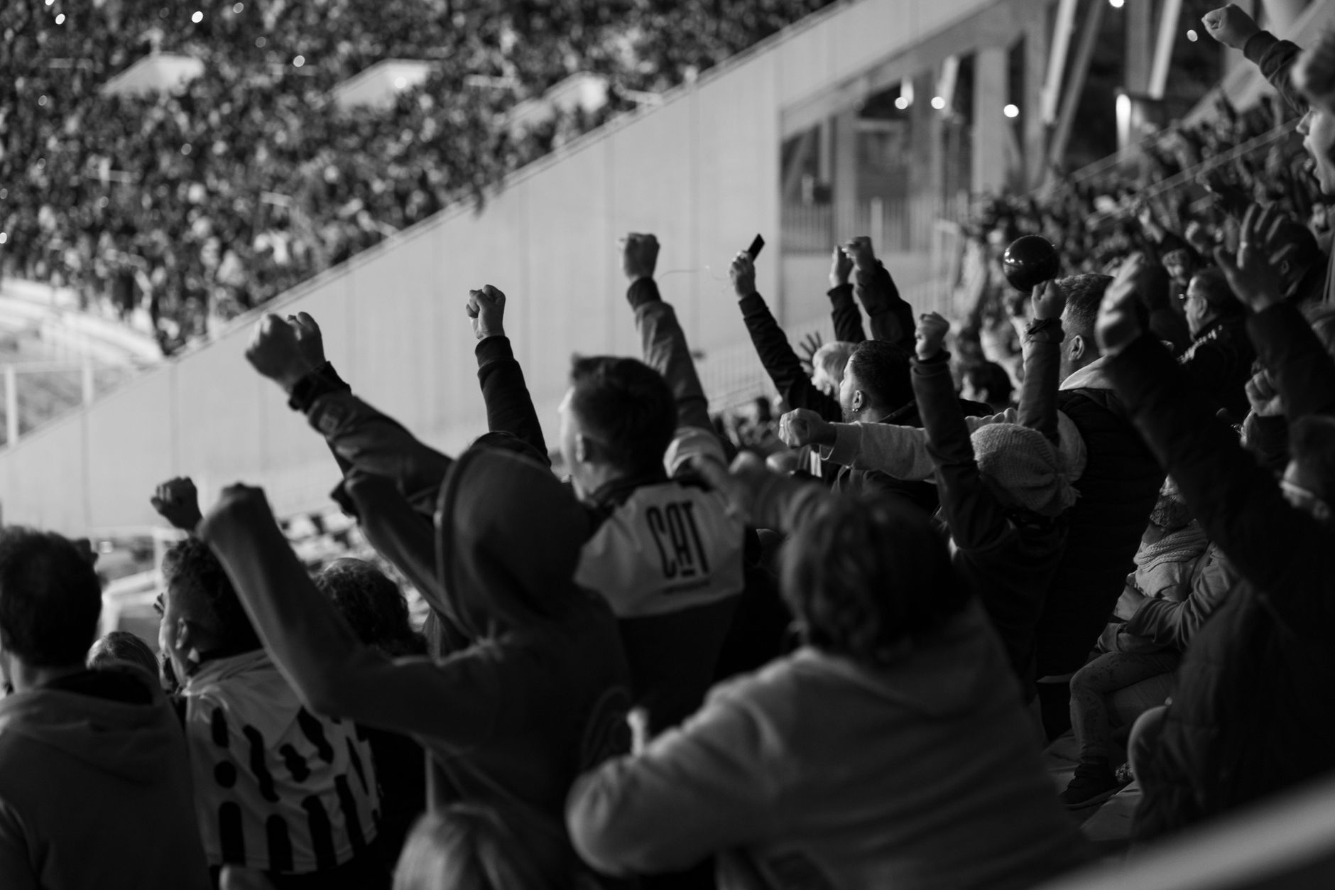Conflict violent între părinți la un meci de handbal de junioare: FRH convoacă de urgență Consiliul de Administrație