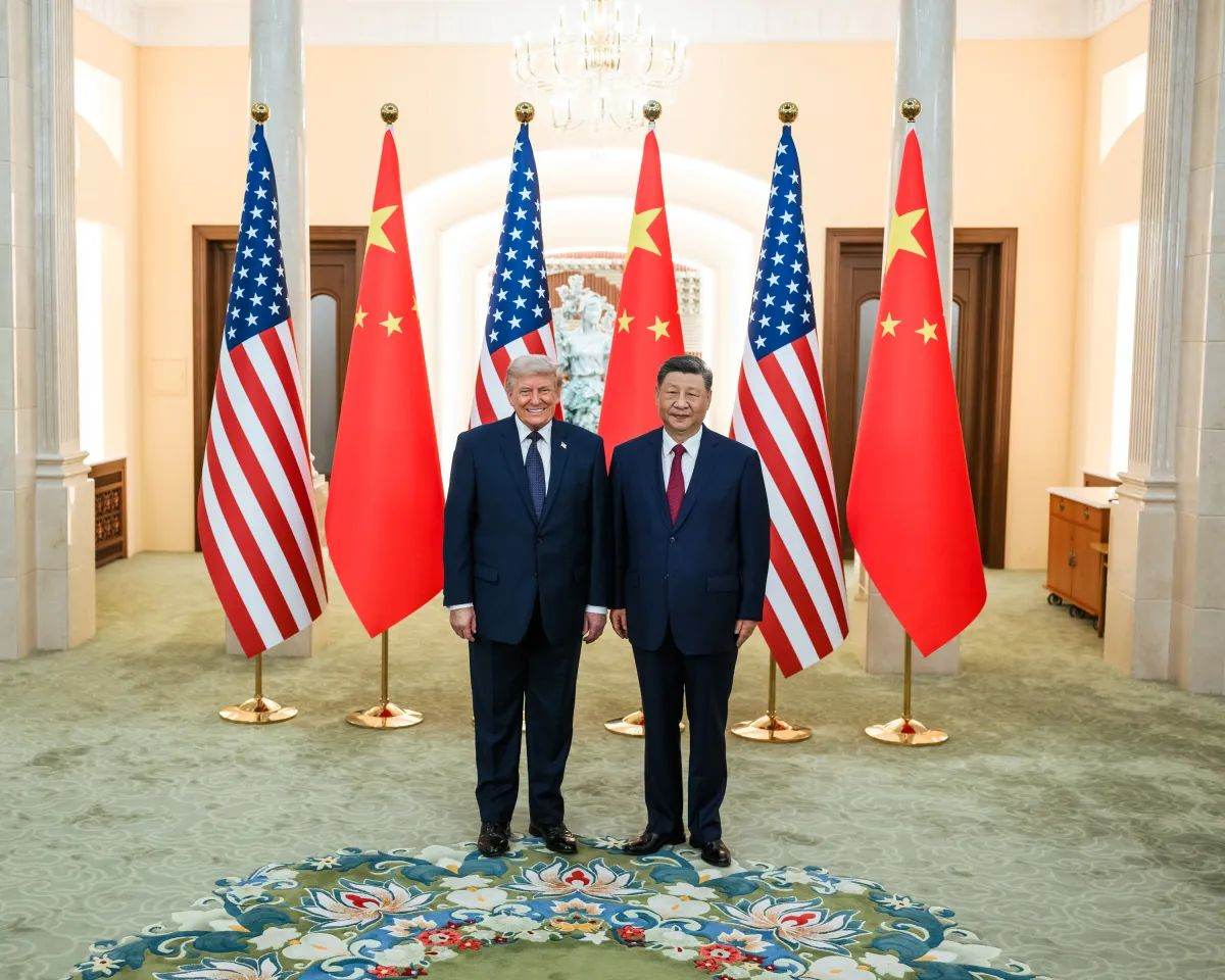 Platforma logistică chineză LOGINK intră în declin după presiunile exercitate de SUA