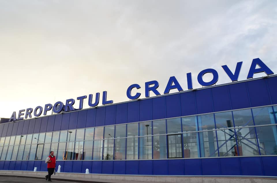 Scumpirea combustibilului afectează traficul aerian: Wizz Air reduce numărul de avioane în Iași