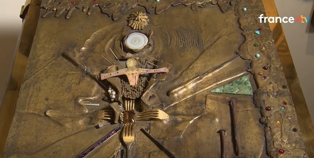 Furt spectaculos de artă: Cea mai scumpă și grea carte din lume a dispărut din Franța