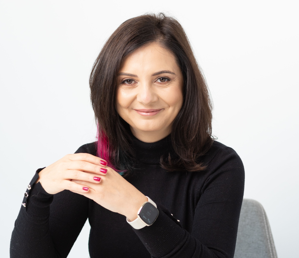 BCR aliniază programele de educație financiară la standardele internaționale PISA pentru elevi
