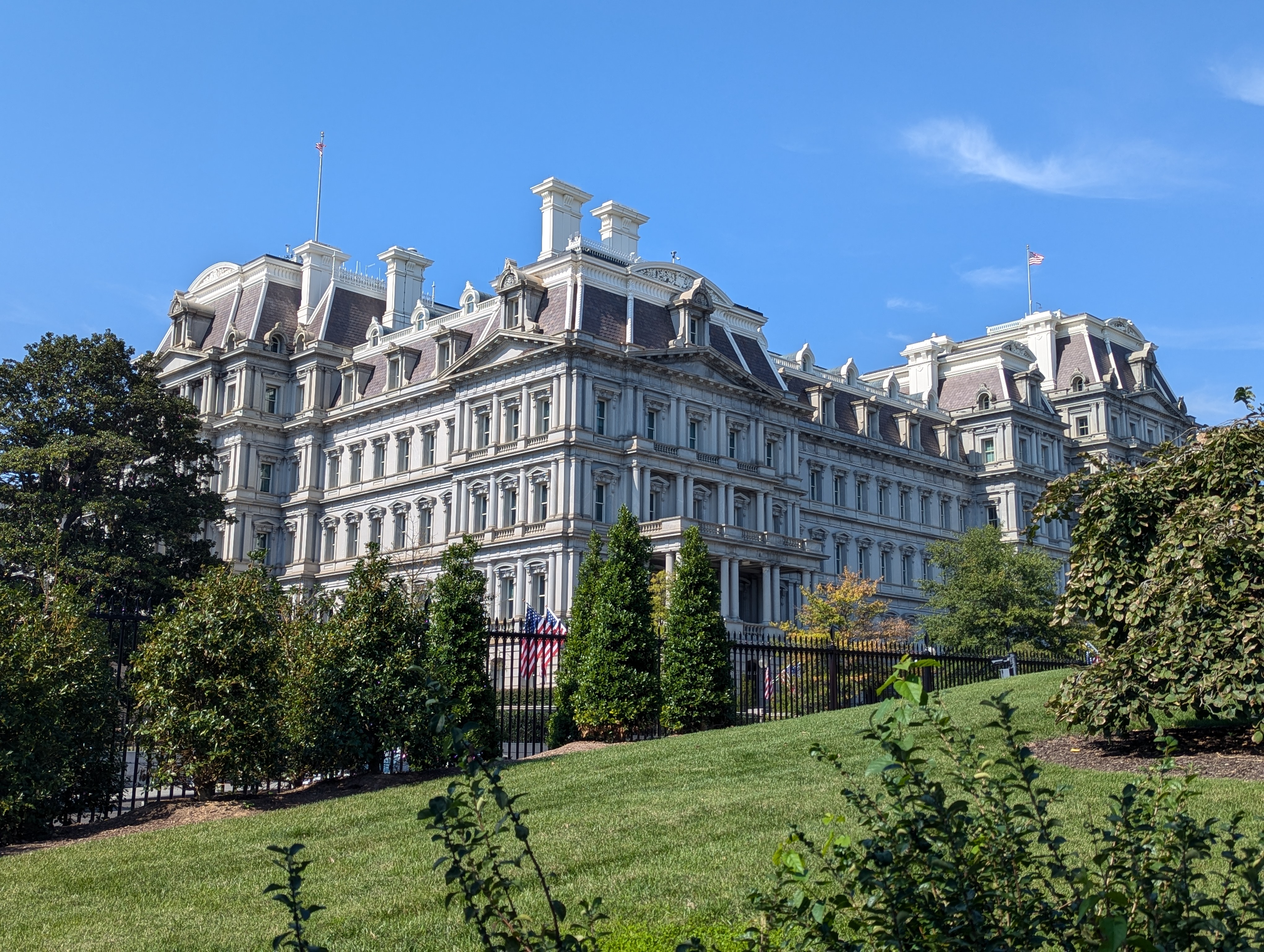 Casa Albă respinge criticile după declarațiile lui Trump despre amenințările iraniene asupra orașelor americane