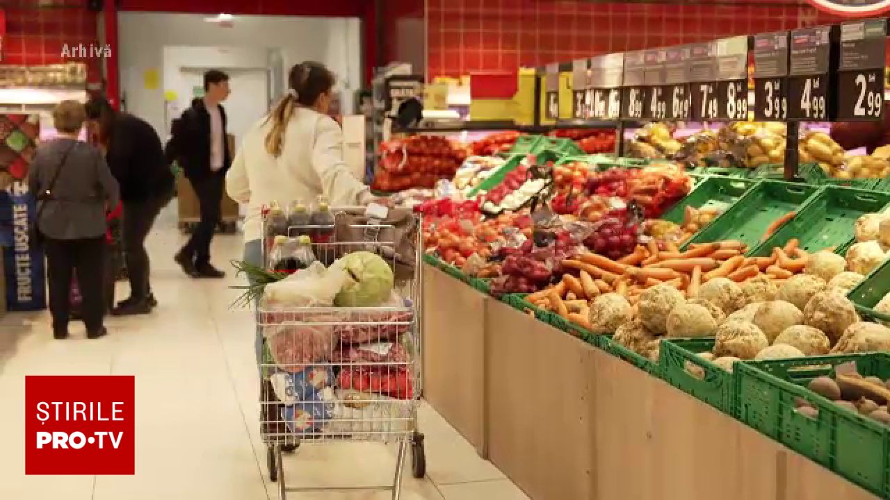 Românii sacrifică vacanțele și ieșirile în oraș din cauza cheltuielilor crescute