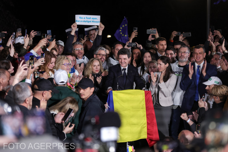 Criză politică în România: Guvernul a căzut, iar democrația liberală este pusă la încercare