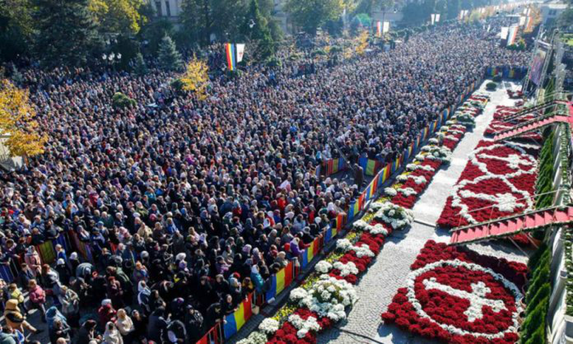 Iași se pregătește pentru pelerinajul la Sfânta Parascheva. Sunt așteptați 300.000 de oameni