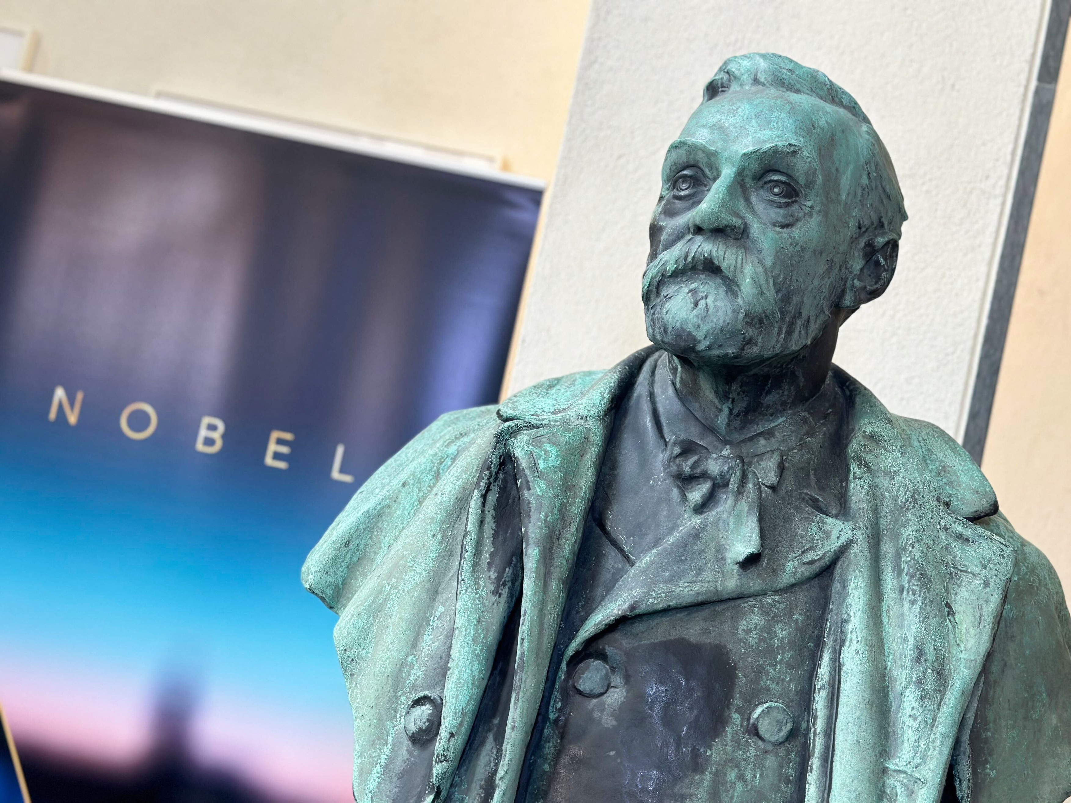 Cine ar putea câștiga Nobelul pentru Literatură în 2026? Favoriții și regulile de selecție