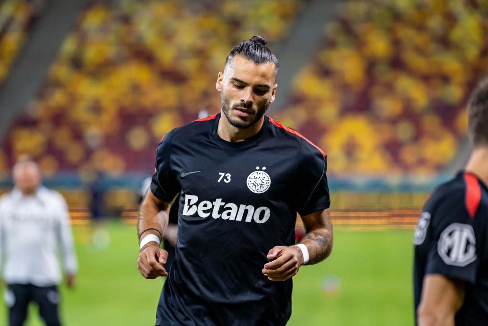 Karlo Muhar a debutat pentru FCSB în meciul de față în Superliga