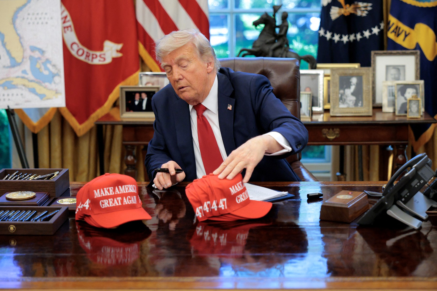 Administrația Trump exclude organizațiile franceze din programul de granturi pentru a evita interferența electorală