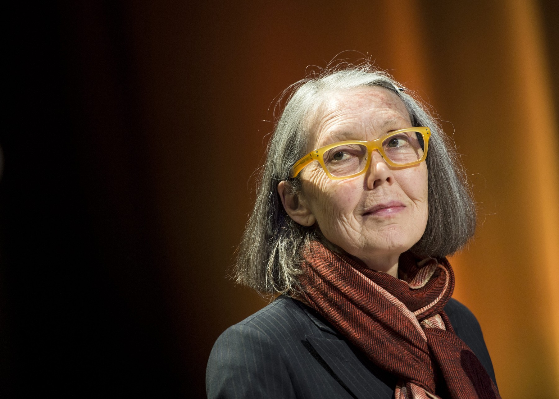 Anne Carson câștigă Premiul Nobel pentru Literatură: conversația surprinzătoare de la telefon