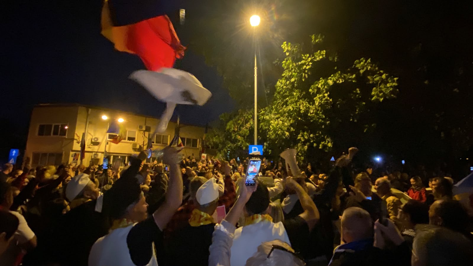 Jandarmii au aplicat 124 de sancțiuni pentru manifestațiile neautorizate de la Arestul Central și DIICOT