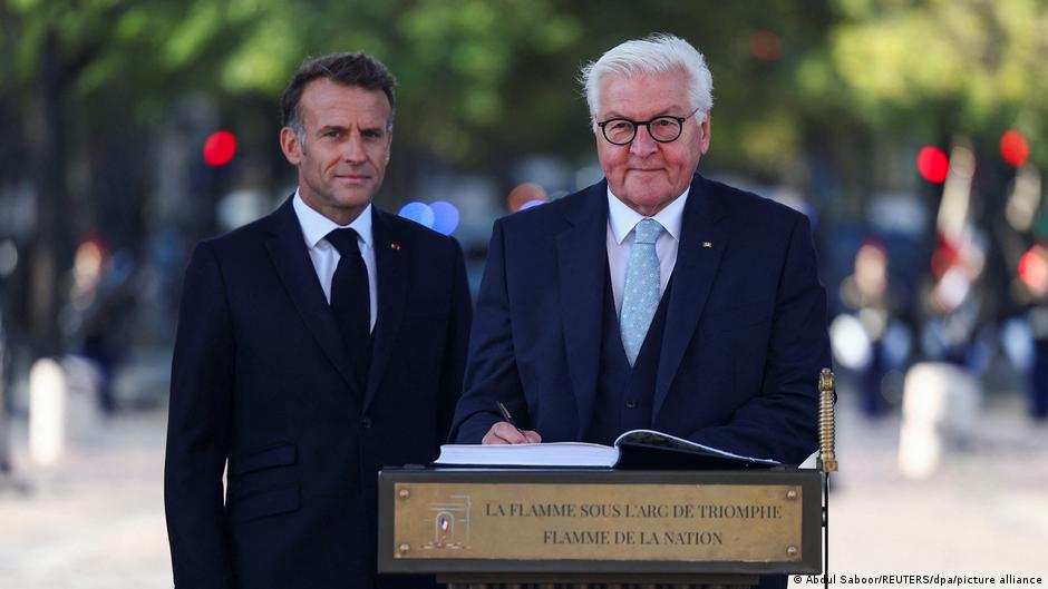 Vizita lui Steinmeier la Paris sub semnul crizelor politice și a divergențelor de apărare