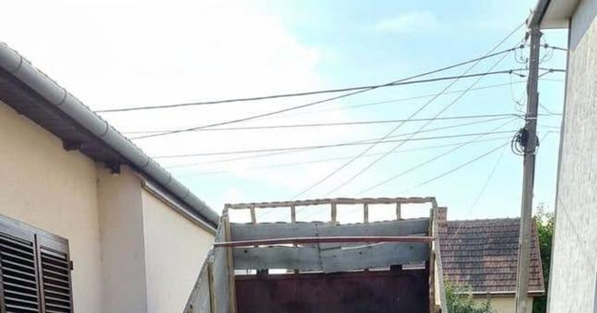 Polițiștii din Satu Mare sunt obligați să cântărească zilnic lemnele de foc pentru încălzire