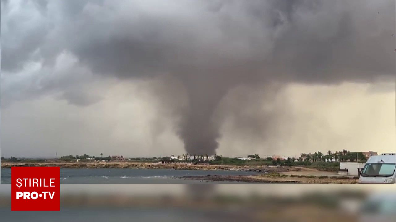 Scene de coșmar în Sicilia: două tornade au devastat localități, au fost răniți inclusiv copii