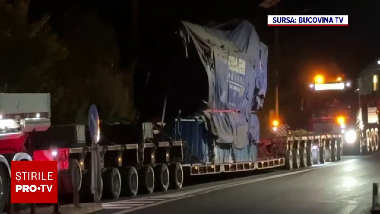 Blocaj major în Suceava: Un transport de aproape 200 de tone a blocat traficul într-un sens giratoriu