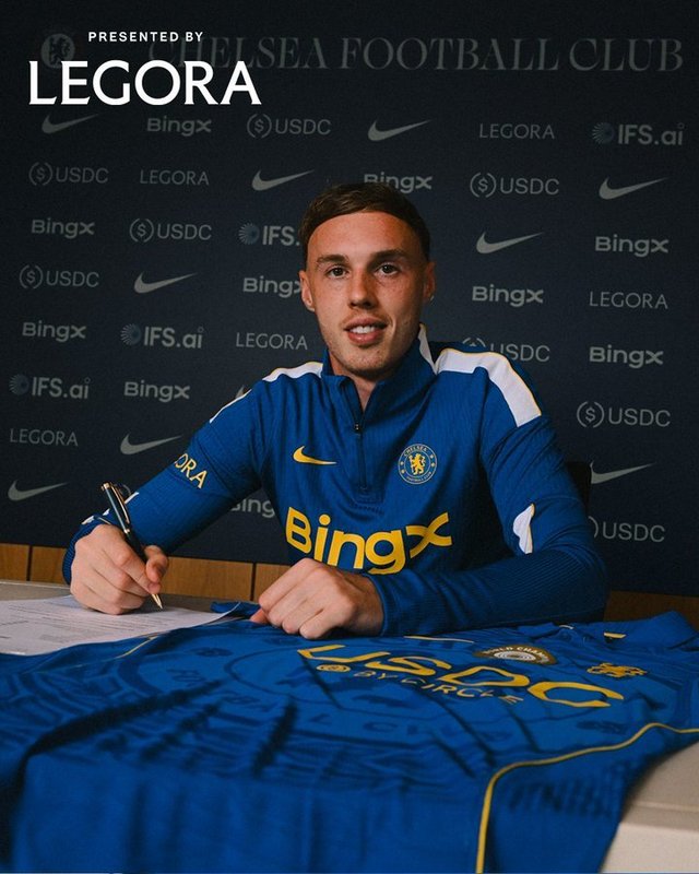 Cole Palmer a semnat un nou contract cu Chelsea, rămânând în Londra până în 2034