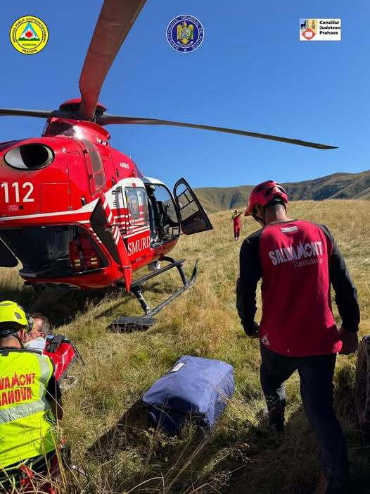 Accident cu motocicletă în masivul Ciucaș: un motociclist enduro a fost transportat cu elicopterul SMURD
