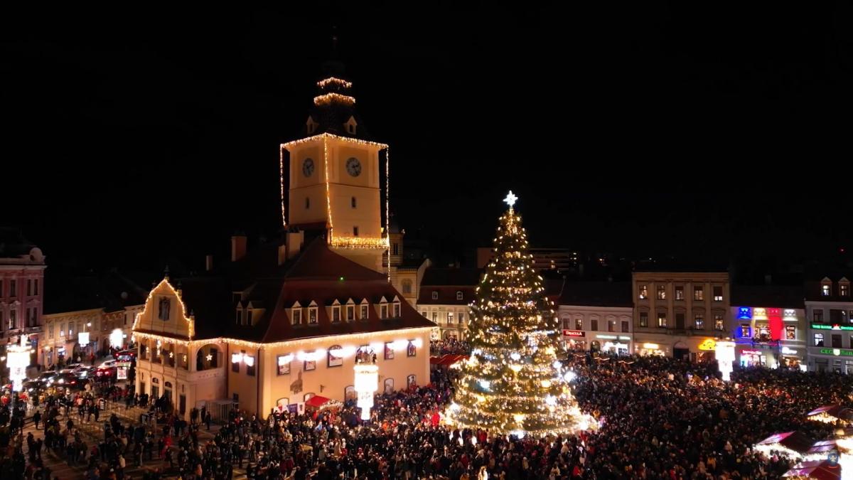 Brașovul pregătește Târgul de Crăciun: căsuțele se deschid încă din 27 noiembrie