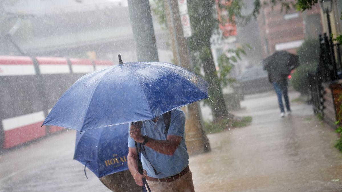 Bucureștiul intră sub Cod galben de ploi și temperaturi mult mai scăzute încep de luni