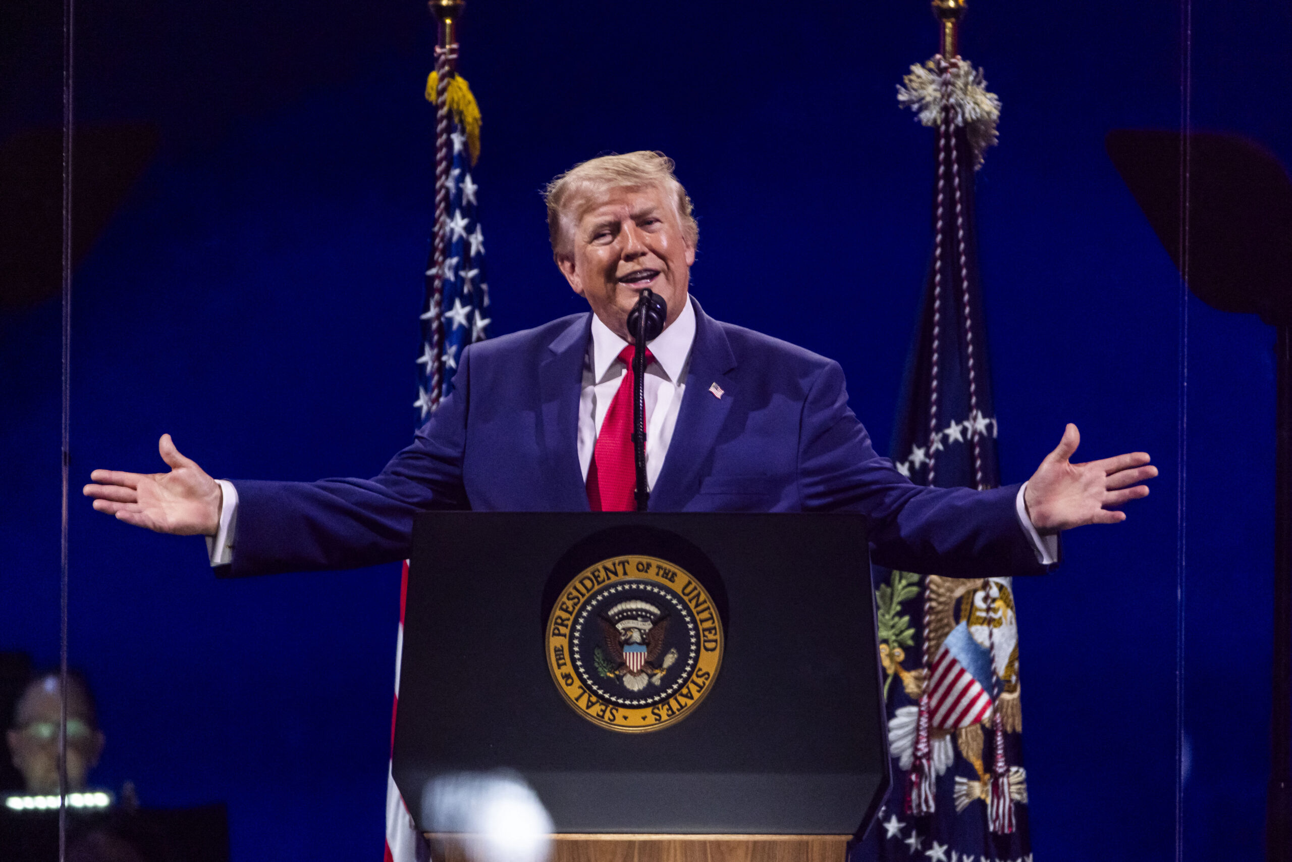 Donald Trump propune redenumirea Oceanului Atlantic sau a celui Pacific în „Oceanul Trump” sau „Oceanul Americii”