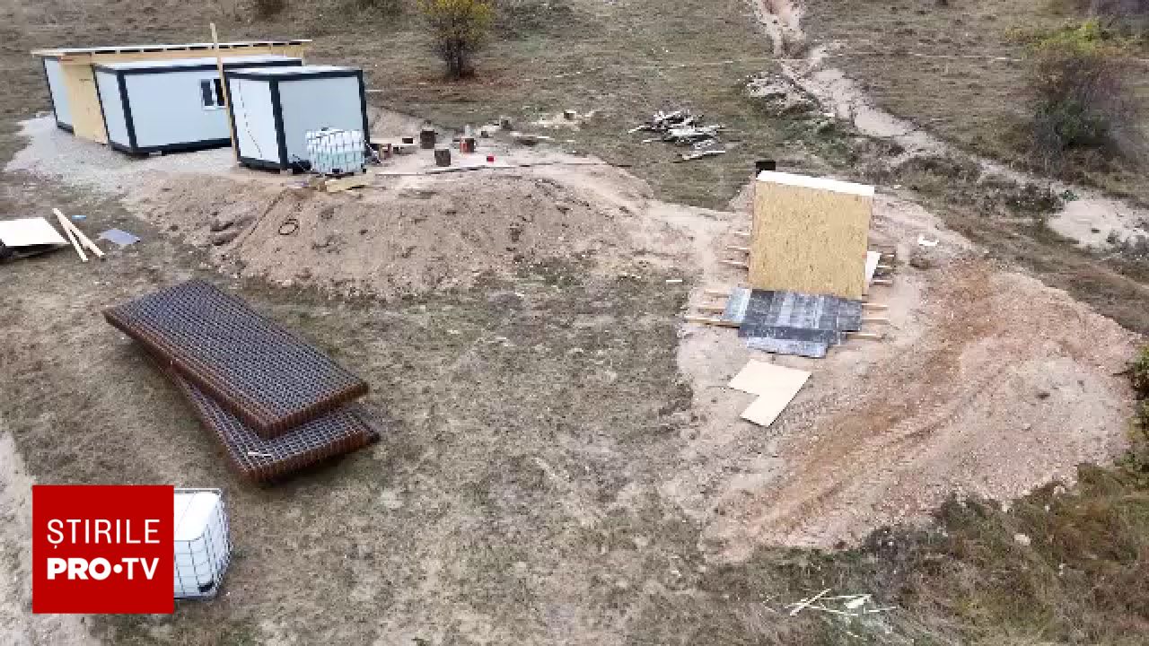 Șantier ilegal descoperit în pădurea din Râșnov: au construit drumuri și bariere fără autorizație