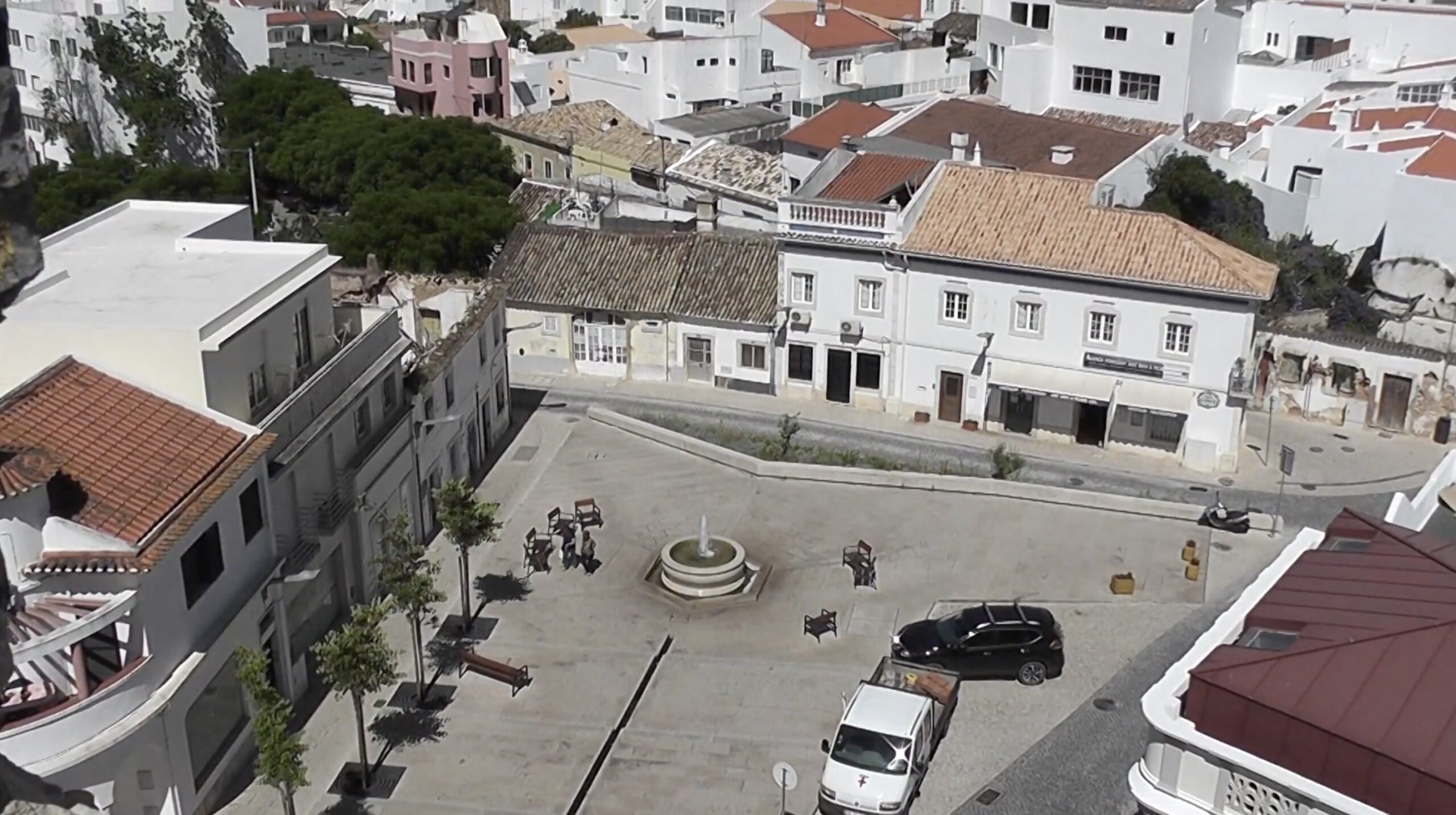 Tragedie în Portugalia: Trei muncitori au fost găsiți morți pe un șantier de la Loulé