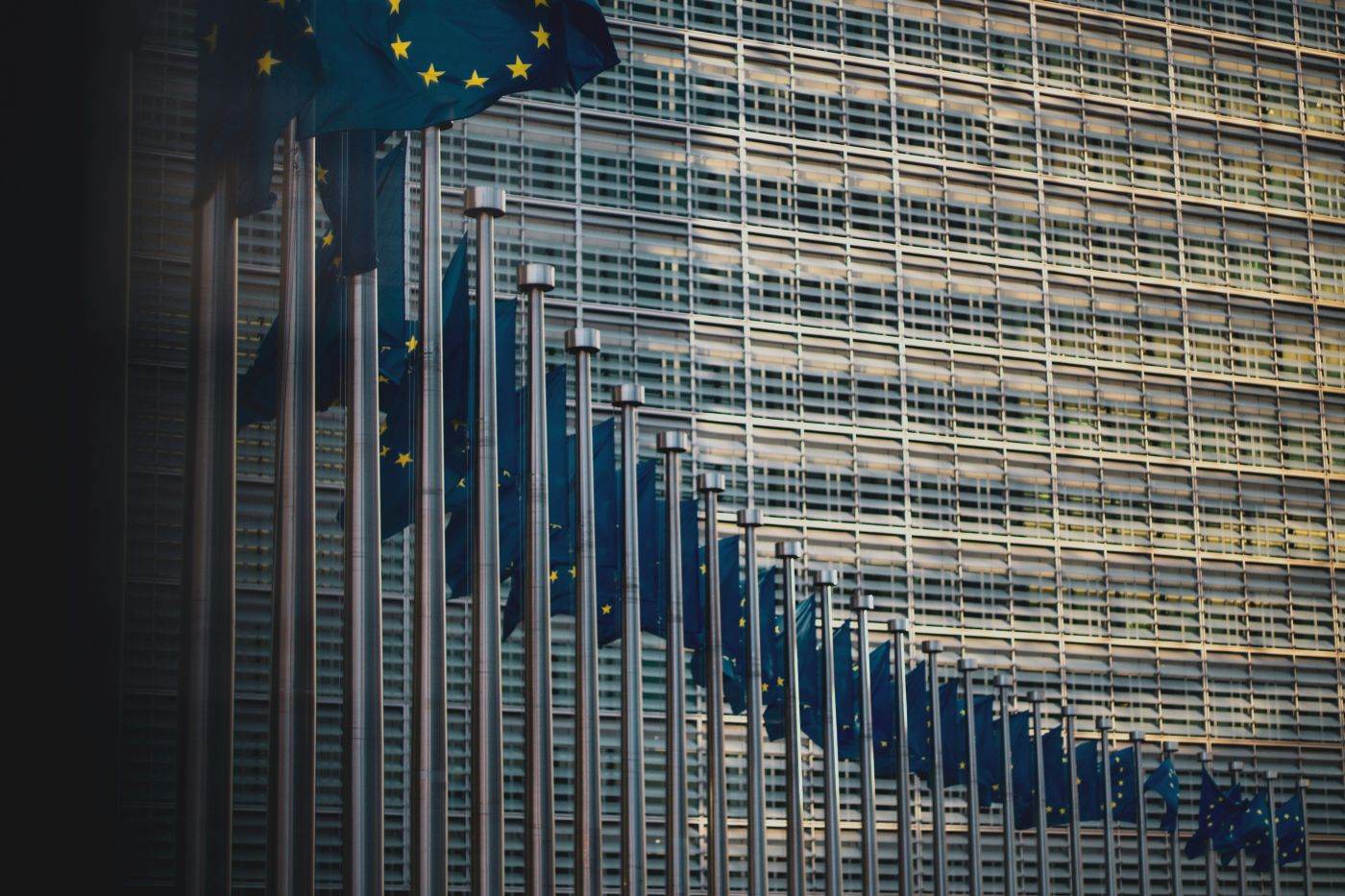 Uniunea Europeană evaluează introducerea unei taxe pe profiturile excepționale ale companiilor de petrol și gaze