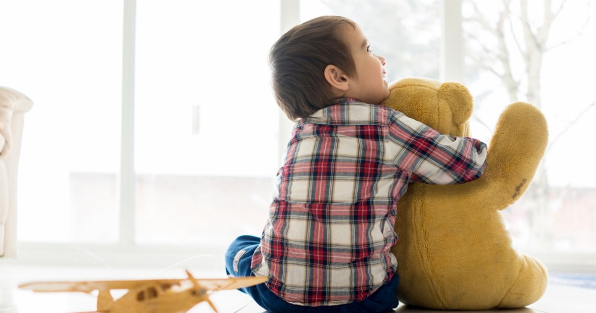 Povestea lui Alexandru: Lupta unei mame pentru drepturile unui copil cu autism