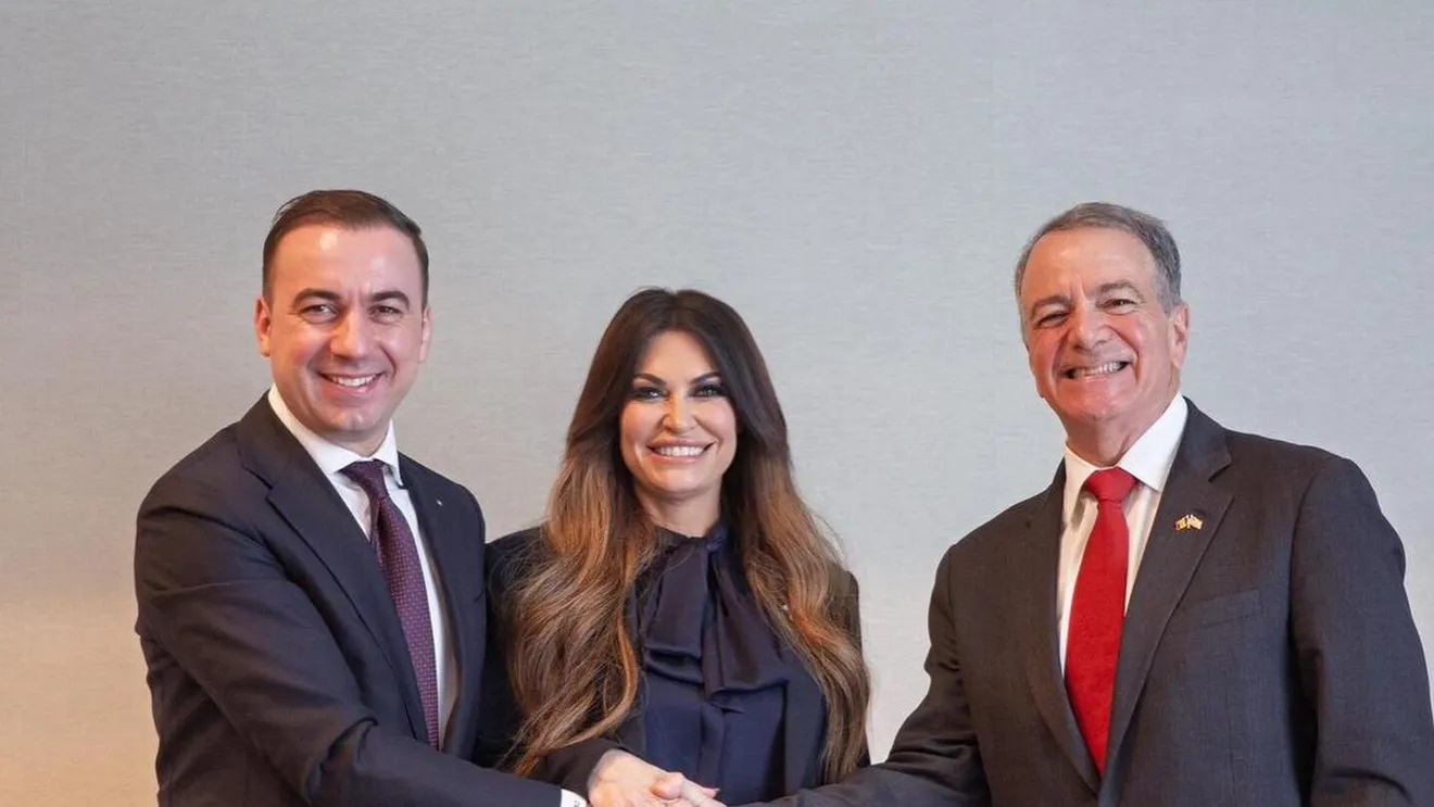 Kimberly Guilfoyle anunță demisia din funcția de ambasador al SUA în Grecia, după acuzații de nereguli